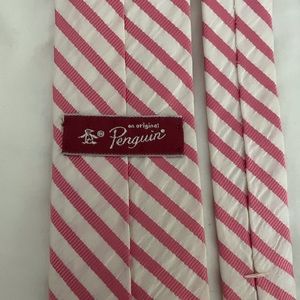 Pink and white tie
